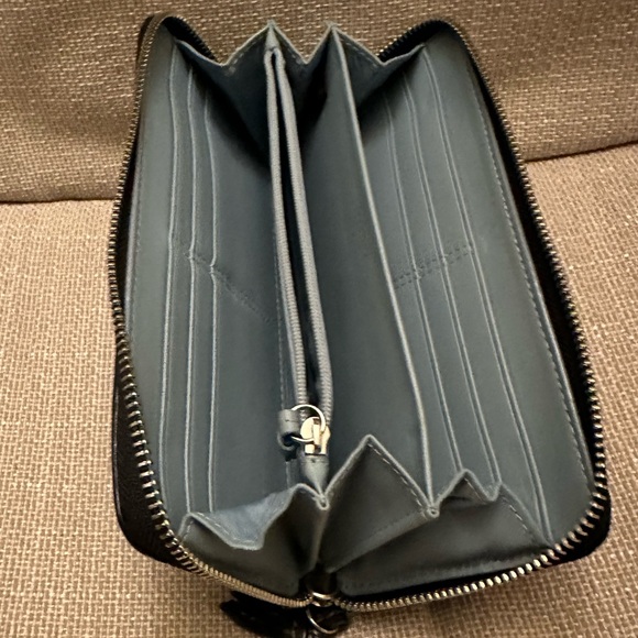 Coach wallet - Picture 2 of 4